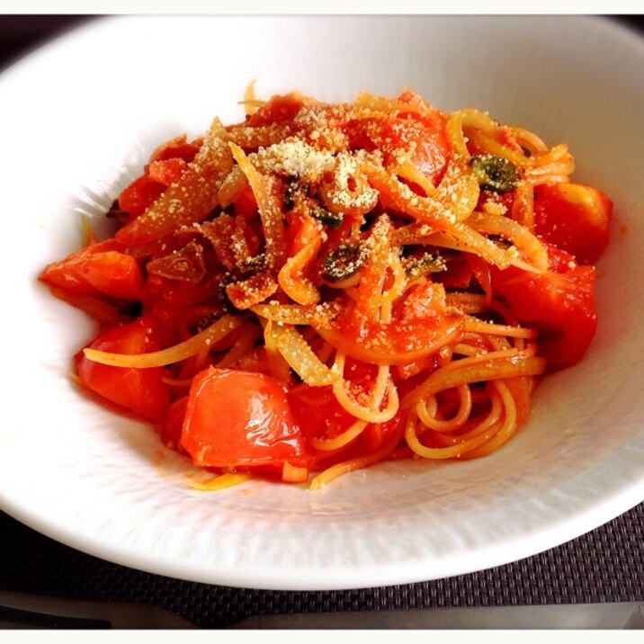 トマトのナポリタンスパゲティ